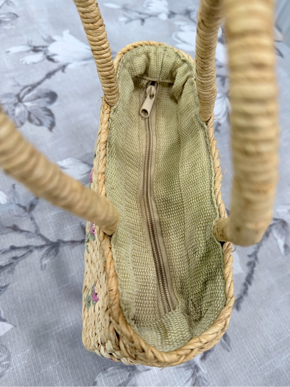 Vintage Style Corn Husk Woven Basket Purse Embroidered Tulip Floral Tote - Picture 5 of 10